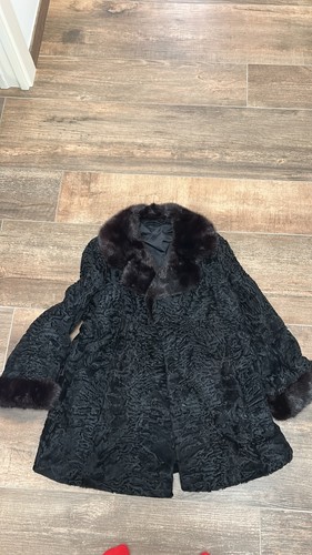 Elegantissima pelliccia - , di