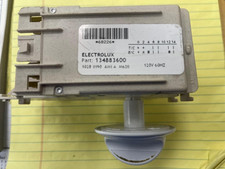 134883600 Frigidaire Timer per