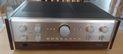 Accuphase 200v - accuphase, c-200v