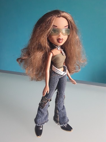 Bratz doll mga nevra - "bratz,