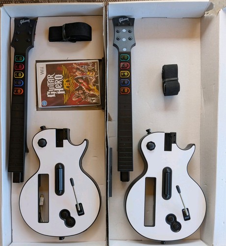 Nintendo wii guitar - wii, hero