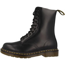 Dr. Martens 1490 Boots unisex
