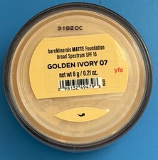 BareMinerals fondotinta opaco