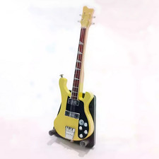 Chitarra basso in miniatura