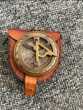 Antica bussola ottone