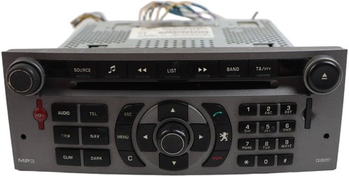 Peugeot 407 2003 - , lettore