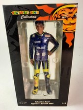 Minichamps Yamaha Valentino Rossi MotoGP 2005 standing figurine 1/12 312050246