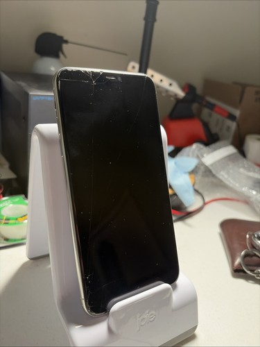 Apple iphone pro - -, 64gb