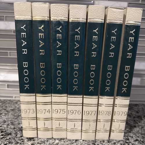 The world book - the,