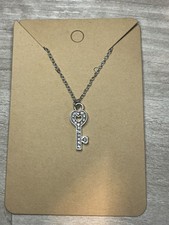 collana bigiotteria ciondolo