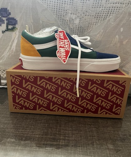 Old skool - old, yacht