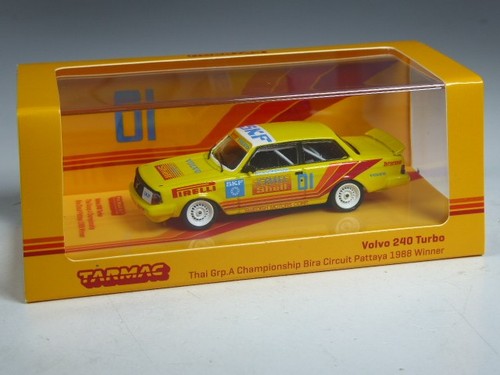 Tarmac volvo 240 - tarmac,