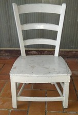 ( 560 ) - Vecchia sedia in legno abbassata , anni 50 integra