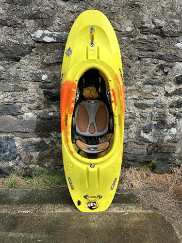 Kayak pyranha rev connect - pyranha,