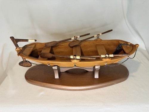 Scultura modello barca - , remi