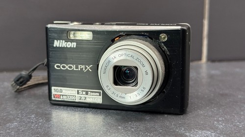 Nikon coolpix s560 0 - coolpix,