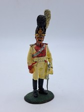 Del Prado statuina in latta