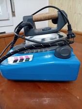 ferro da stiro con caldaia De Longhi