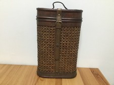 Contenitore in legno e vimini per confezione regalo vini o liquori