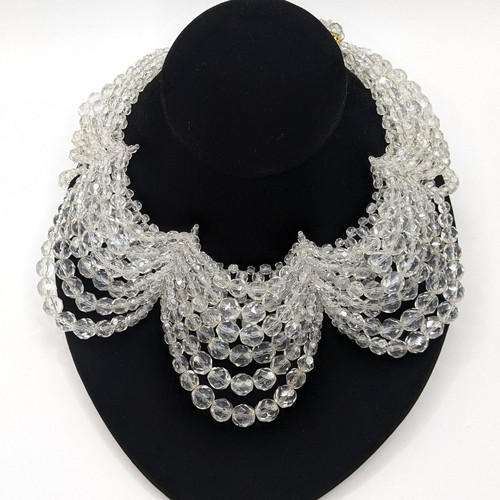 Collana girocollo multifilo
