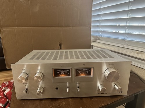 Pioneer stereo amplifier - , model