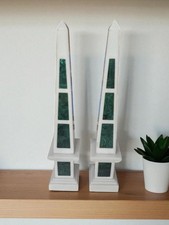 Coppia di obelischi in marmo