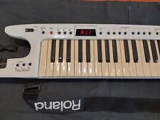 Roland AX-7 MIDI Keytar, tastiera a tracolla, bianca, usato funzionante