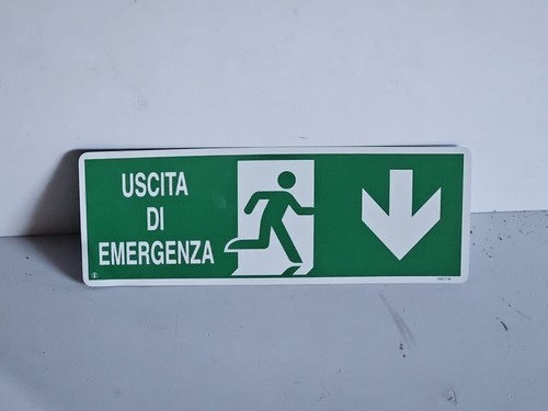 Uscita emergenza piccolo - uscita,