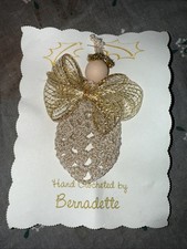 Ornamento angelo all'uncinetto