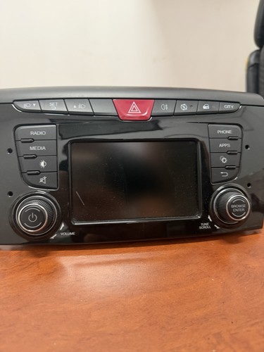 Autoradio radio uconnect - radio,