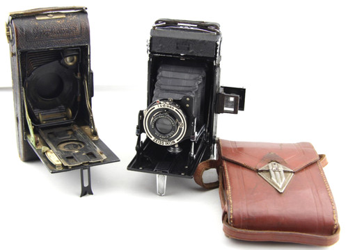 Macchina fotografica antica