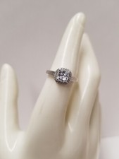 Anello Ariva taglio cuscino