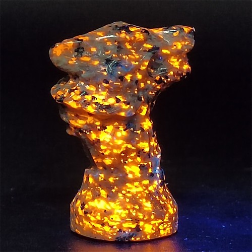 Statuina lupo yooperlite - lupo,