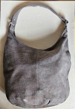 Borsa a spalla in Pelle scamosciata con fodera interna in tessuto nero con zip