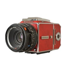 HASSELBLAD 501 CM LIMITED EDITION RED