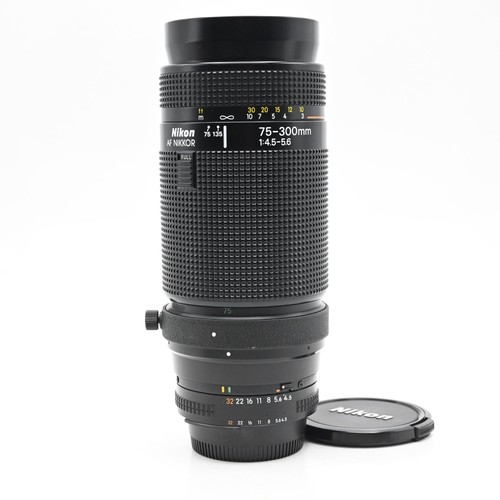 Nikon nikkor 300 - 75-300, mm