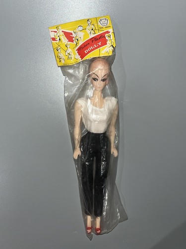 Vintage barbie clone doll - barbie, hong