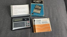 Sharp EL-8145 Calcolatrice di Carte Vintage in Scatola, Custodia, Manuale - Glitch Schermo