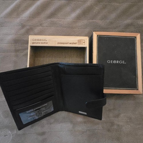 George leather passport - ,
