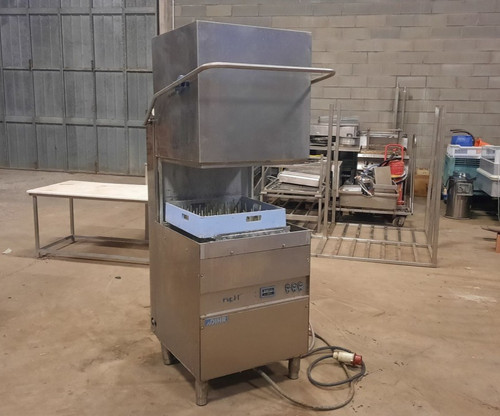 Lavastoviglie professionale