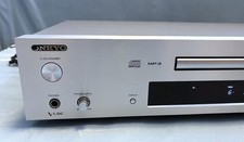 Lettore CD ONKYO C-7030 funziona bene senza accessori inclusi