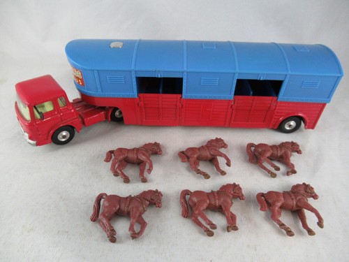 Corgi toys chipperfields - corgi,