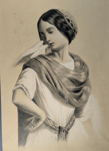 Giovane donna con uccellino