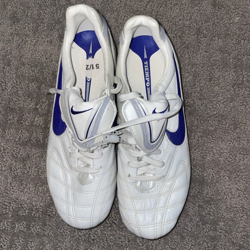 Nike wmns tiempo legend iii - legend,