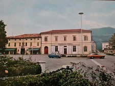 Aviano (Pordenone) Piazza Duomo, viagg.1978
