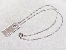 GUCCI Logo Plate Pendant Top