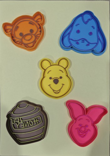Set tagliabiscotti disney - 5,