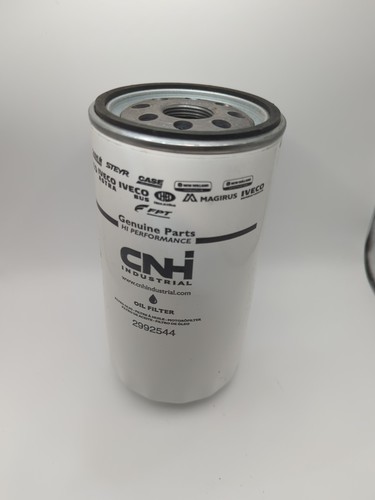 Nuovo filtro olio motore