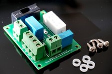 Alimentatore universale in