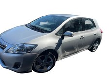 Toyota Auris Hybrid 1.8 2011 – Veicolo Intero per Ricambi - Spedizione in tutta